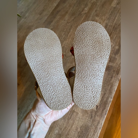 Handmade Huarache Butterfly Sandals- White/Multi - Picture 3 of 3